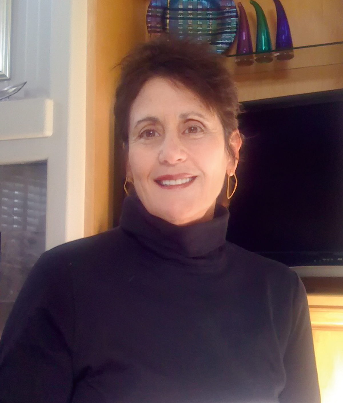 Suzanne Handler - Author Photo - High-resolution